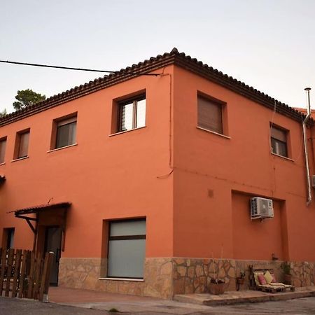 Апартаменты La Buhardilla. Aparcamiento Exterior Privado Теруэль Экстерьер фото