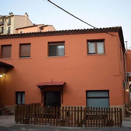 Апартаменты La Buhardilla. Aparcamiento Exterior Privado Теруэль Экстерьер фото