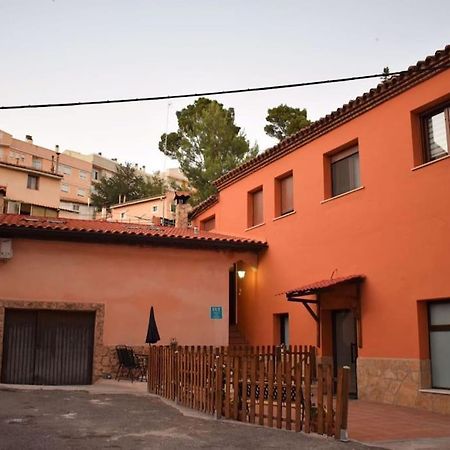 Апартаменты La Buhardilla. Aparcamiento Exterior Privado Теруэль Экстерьер фото