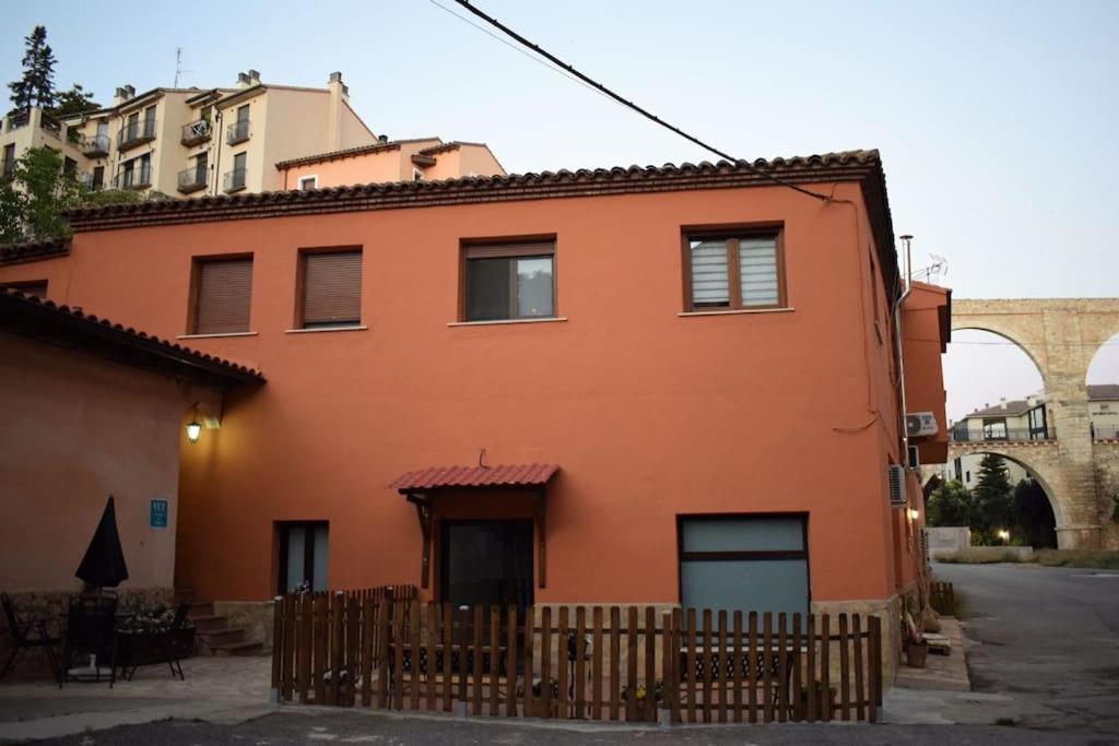 Апартаменты La Buhardilla. Aparcamiento Exterior Privado Теруэль Экстерьер фото