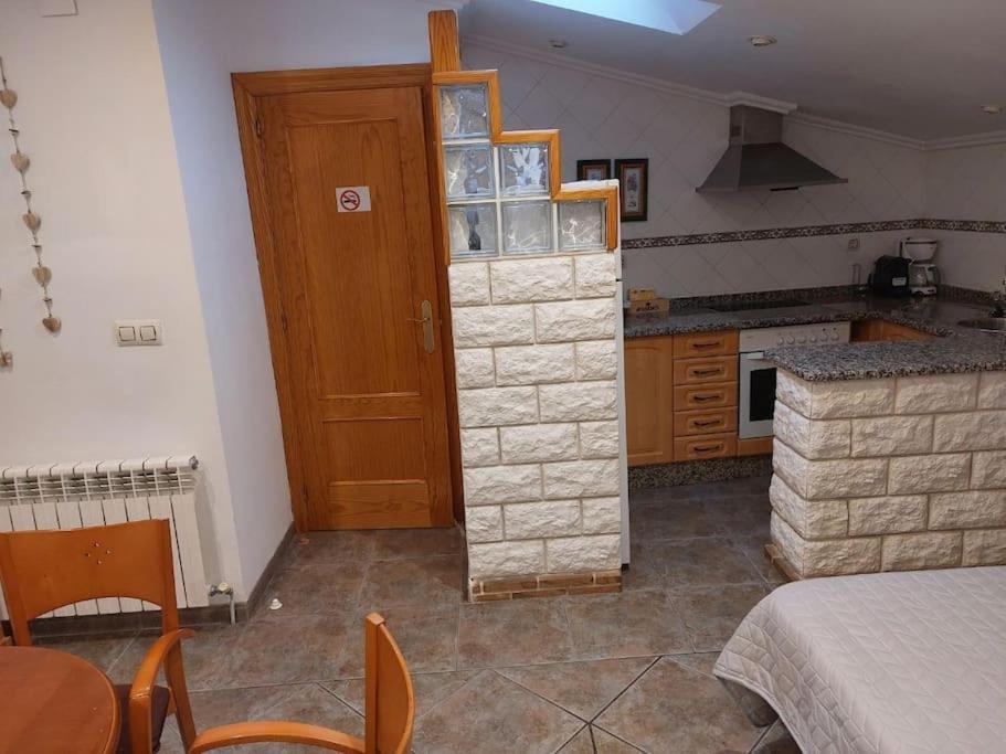Апартаменты La Buhardilla. Aparcamiento Exterior Privado Теруэль Экстерьер фото